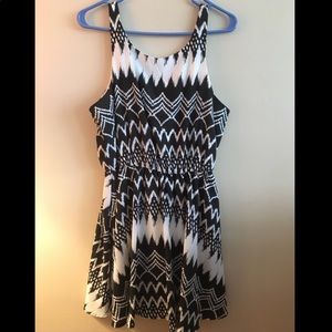 Rewind dress with back bow